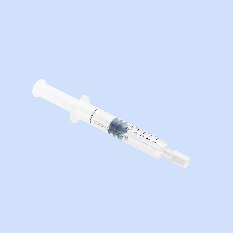 syringe ກ່ອນຫນ້າທີ່ເຕັມໄປດ້ວຍ